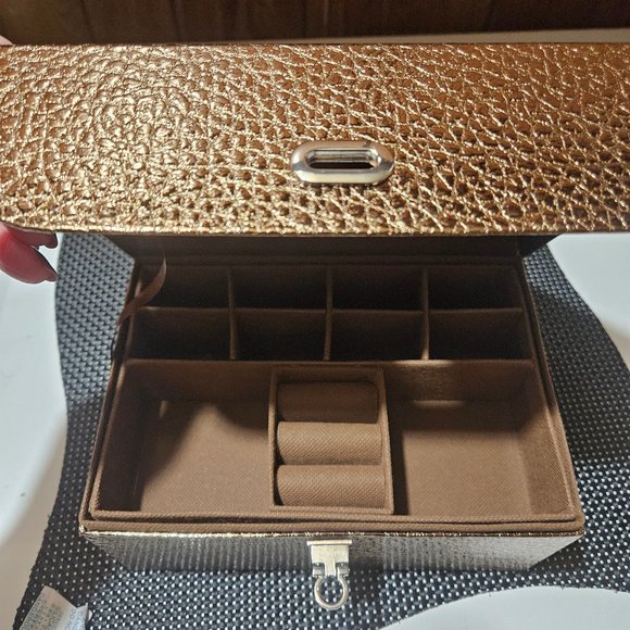 Brand New Jewellery Gift Box From Macy's Brown Gold Perfect Condition - Picture 1 of 13